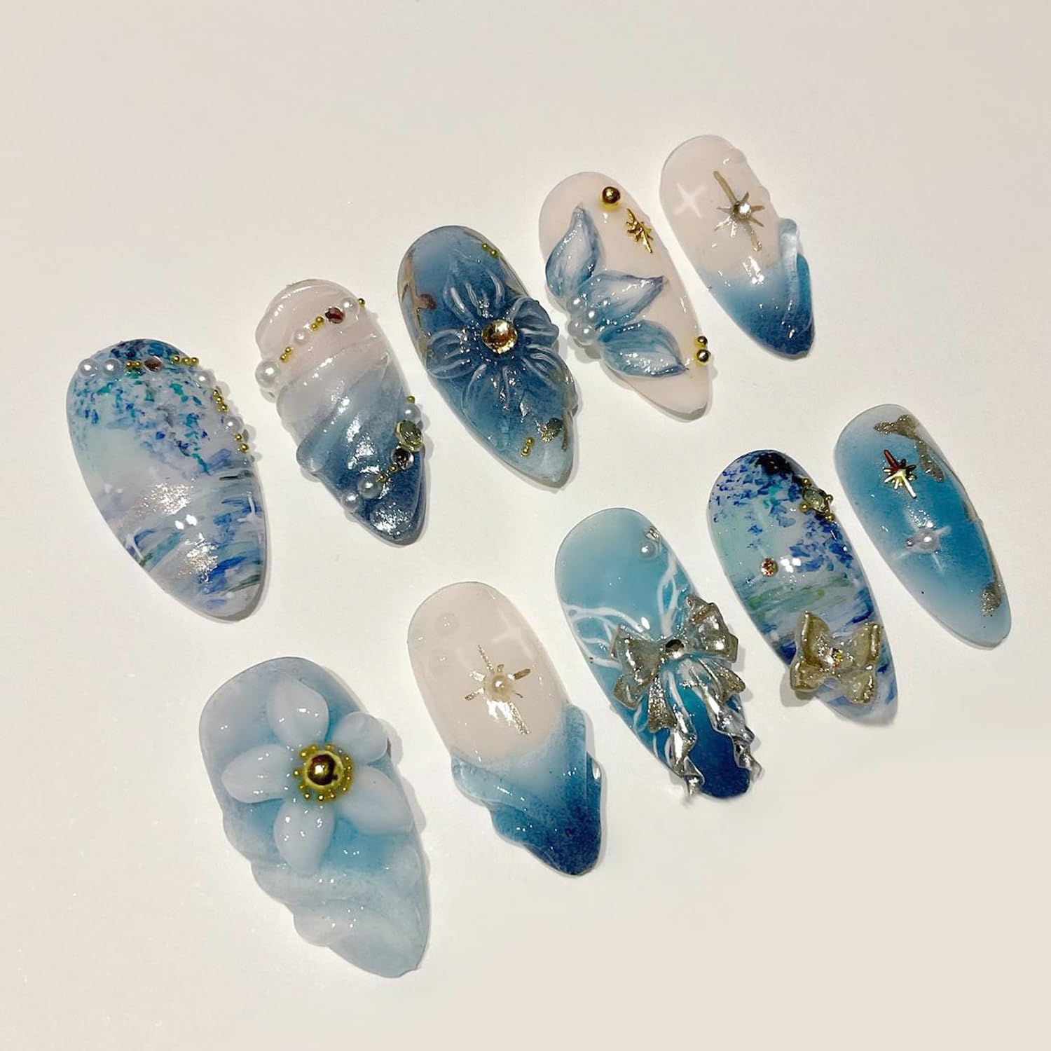 BSBTBZ uñas pegables azules con adornos dorados para fiestas y eventos