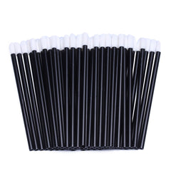 BTYMS aplicador labial desechable con mango negro para uso cómodo e higiénico.