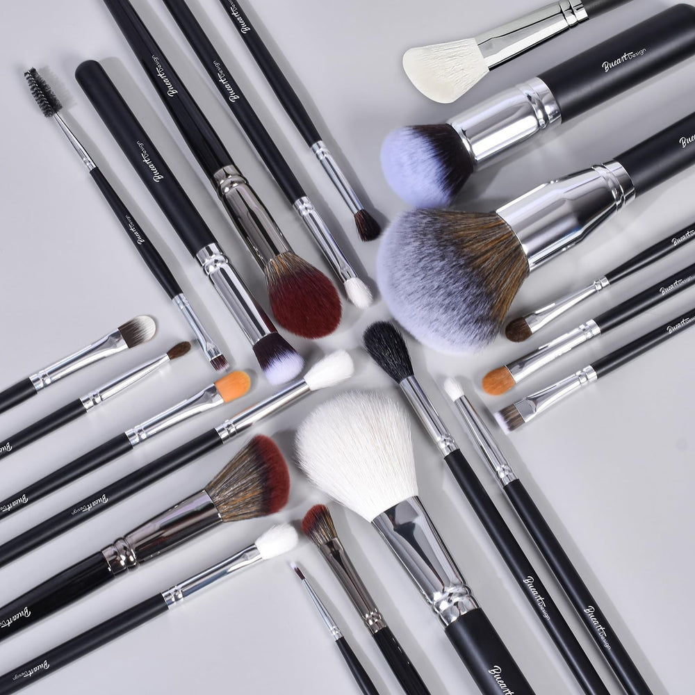 Kit profesional de maquillaje Bueart Design para resultados versátiles.