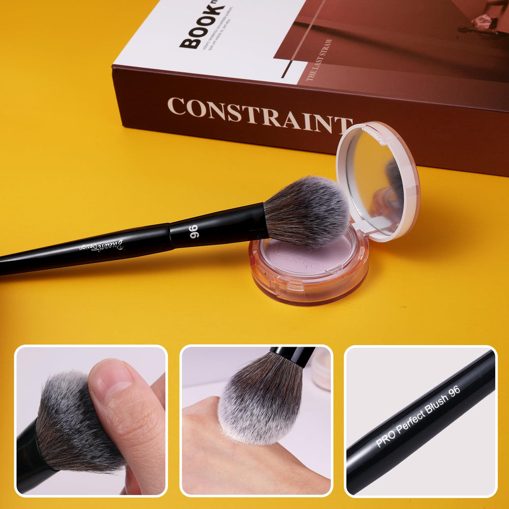 Bueart Design PRO Perfect Blush: acabado natural y color uniforme tras cada pasada.