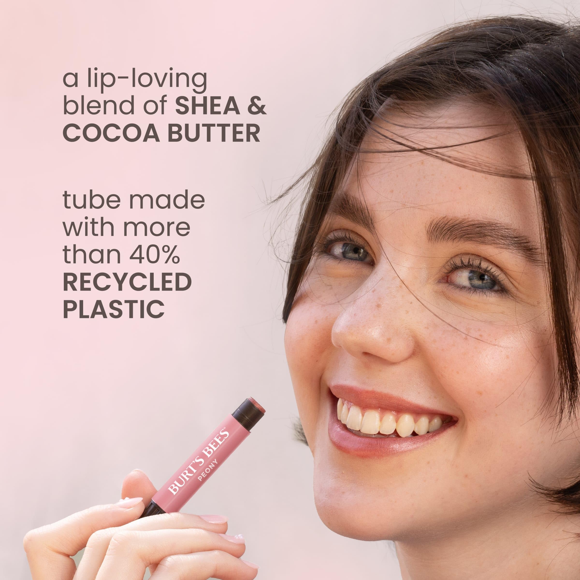 Burt's Bees Lip Shimmer Caramel, tono caramelo cálido que realza el color natural.