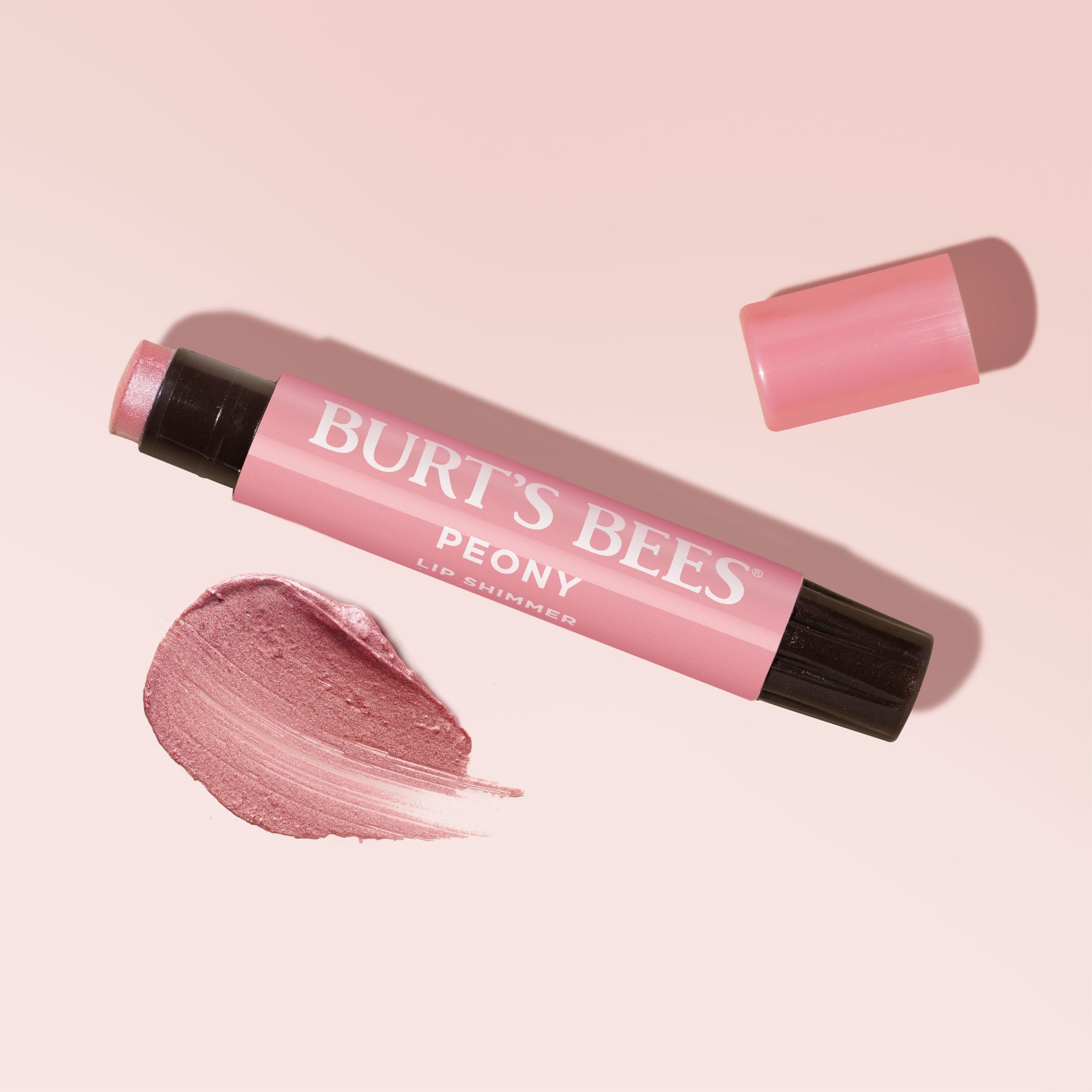 Burt's Bees Lip Shimmer Peony: pigmentación progresiva para mayor intensidad.