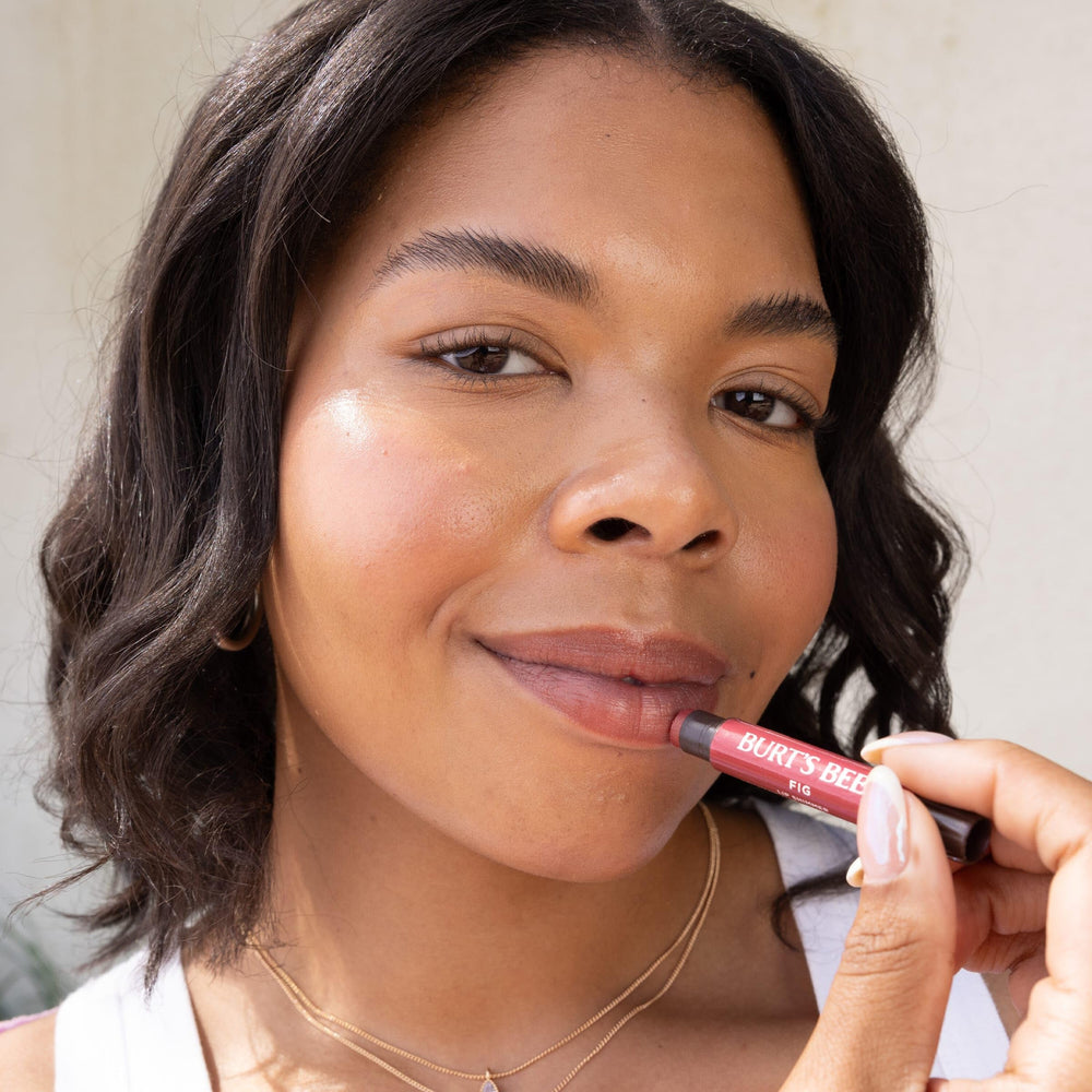Burt's Bees Lip Shimmer Watermelon aroma a menta refrescante.