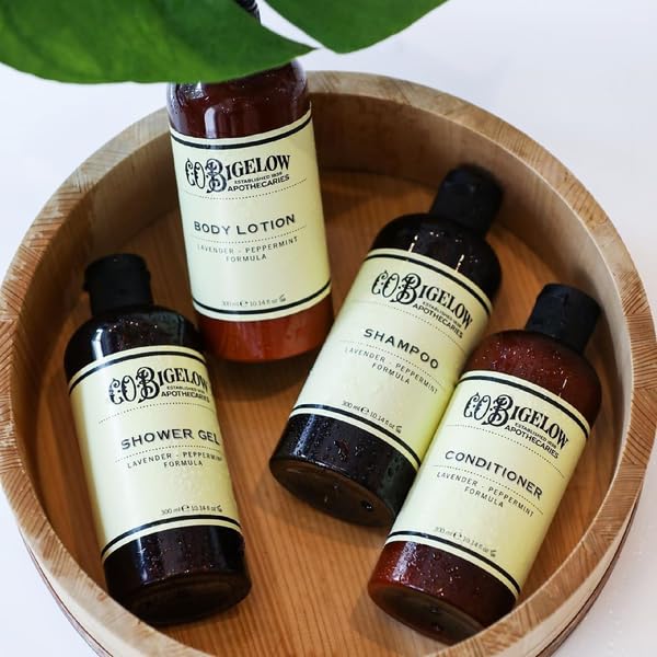 C. O. Bigelow gel de ducha Lavanda Menta, etiqueta cercana destacando aroma relajante.