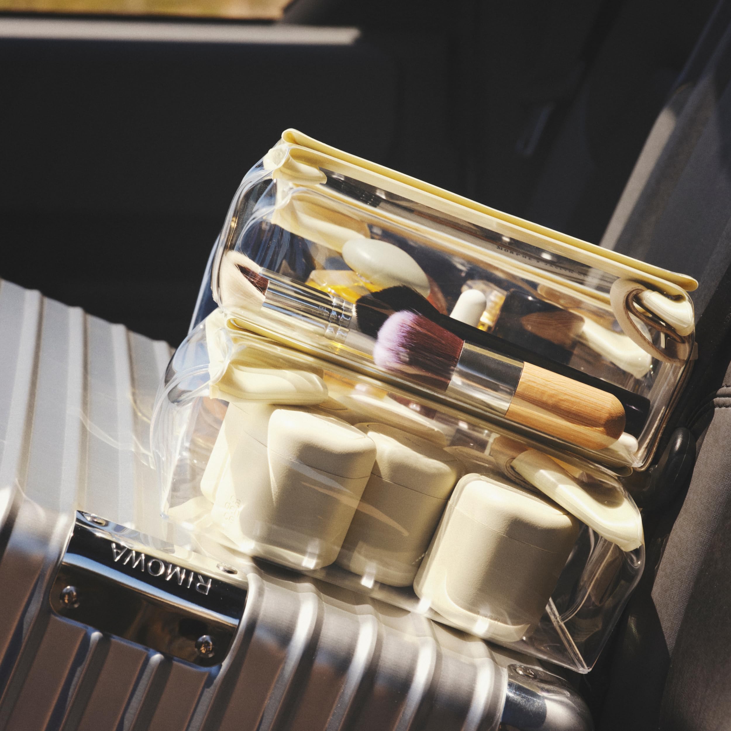 Cadence conjunto compacto, ideal para maleta de cabina y organización.