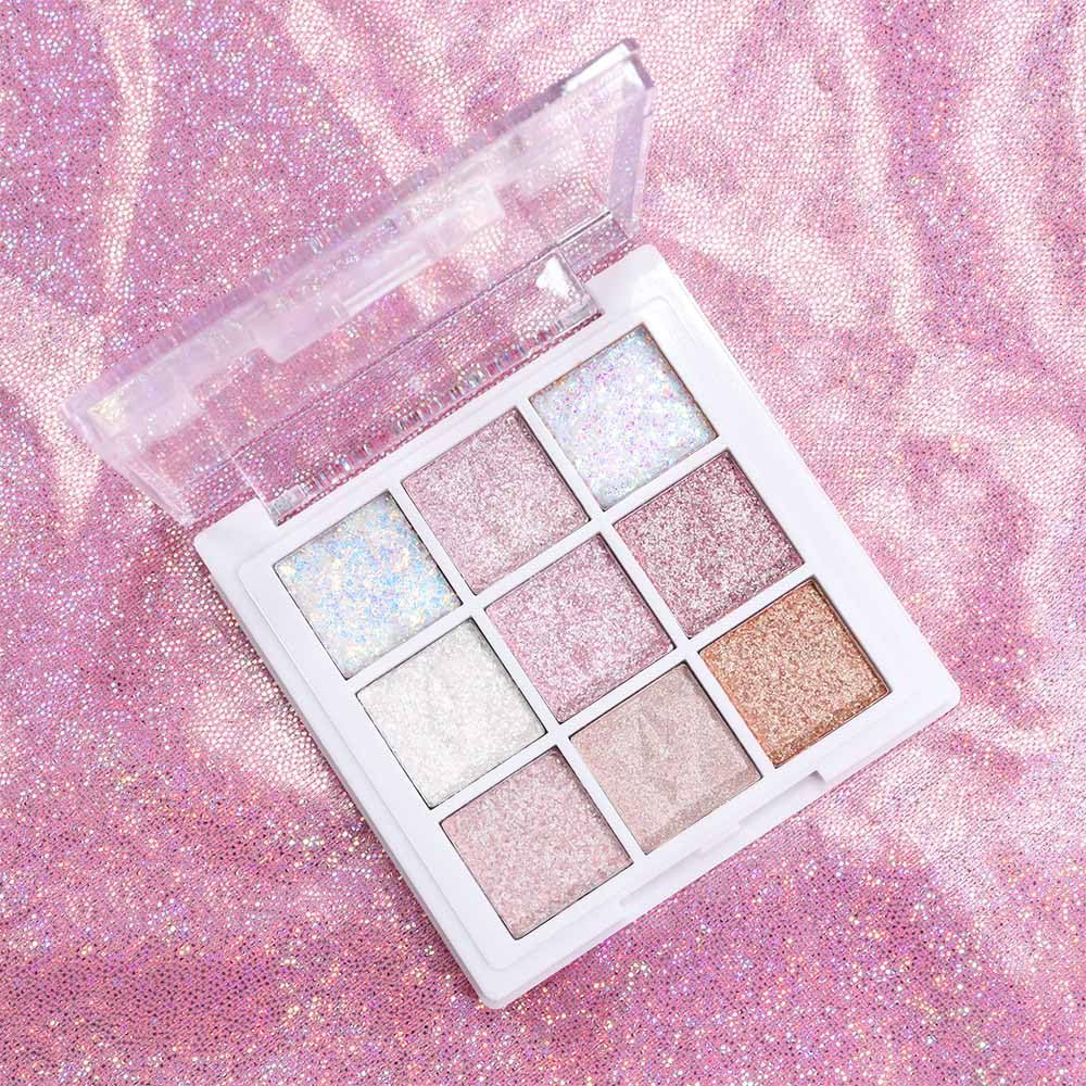 CAKAILA brillo shimmer que realza la mirada en cualquier look