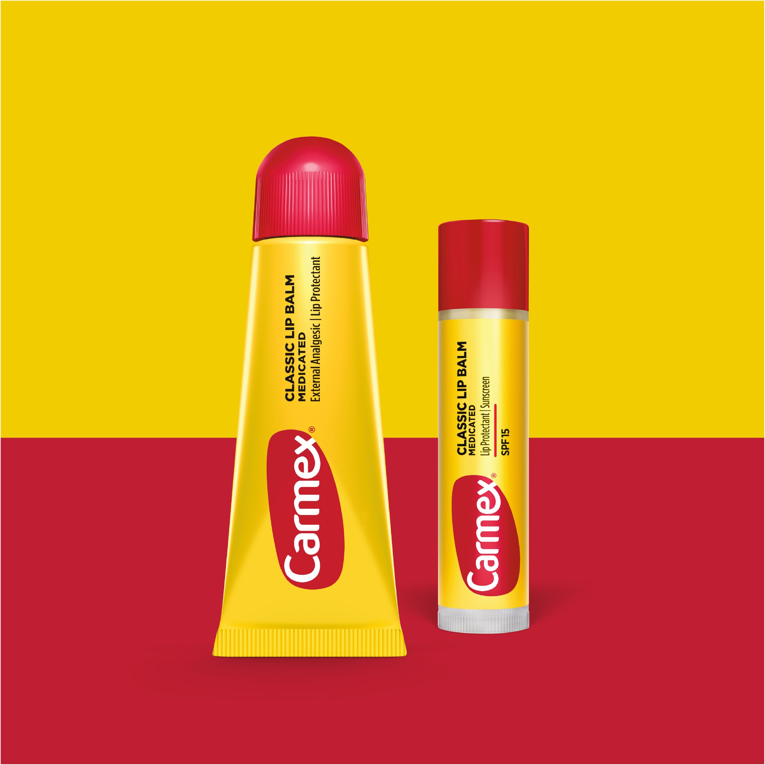 Bálsamo Carmex Clásico Medicado en stick con SPF 15 para protección diaria de labios.