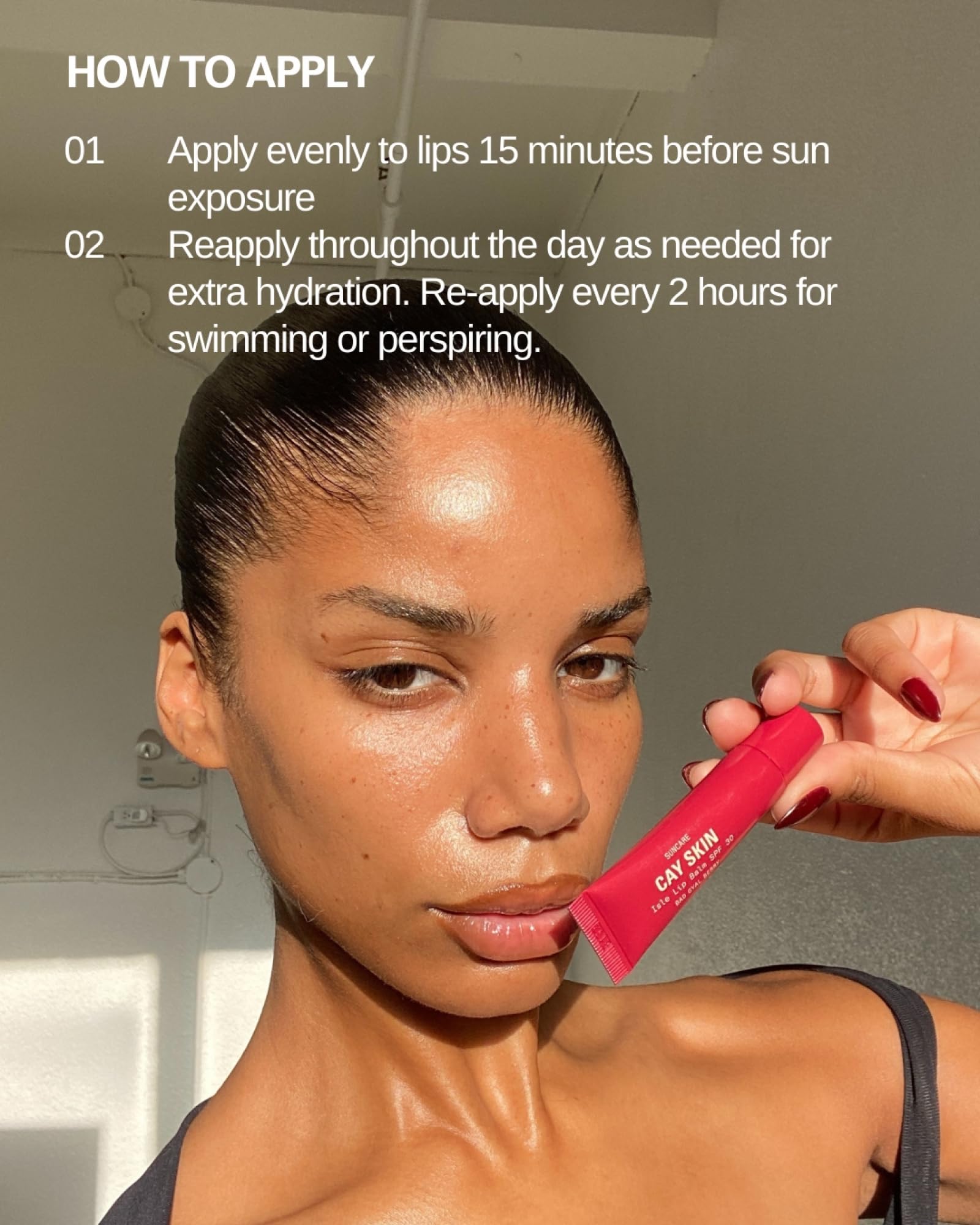 Cay Skin Isle aloe calma y nutre los labios.