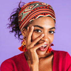 Estampados boho africanos Censen colores vibrantes para realzar tu outfit