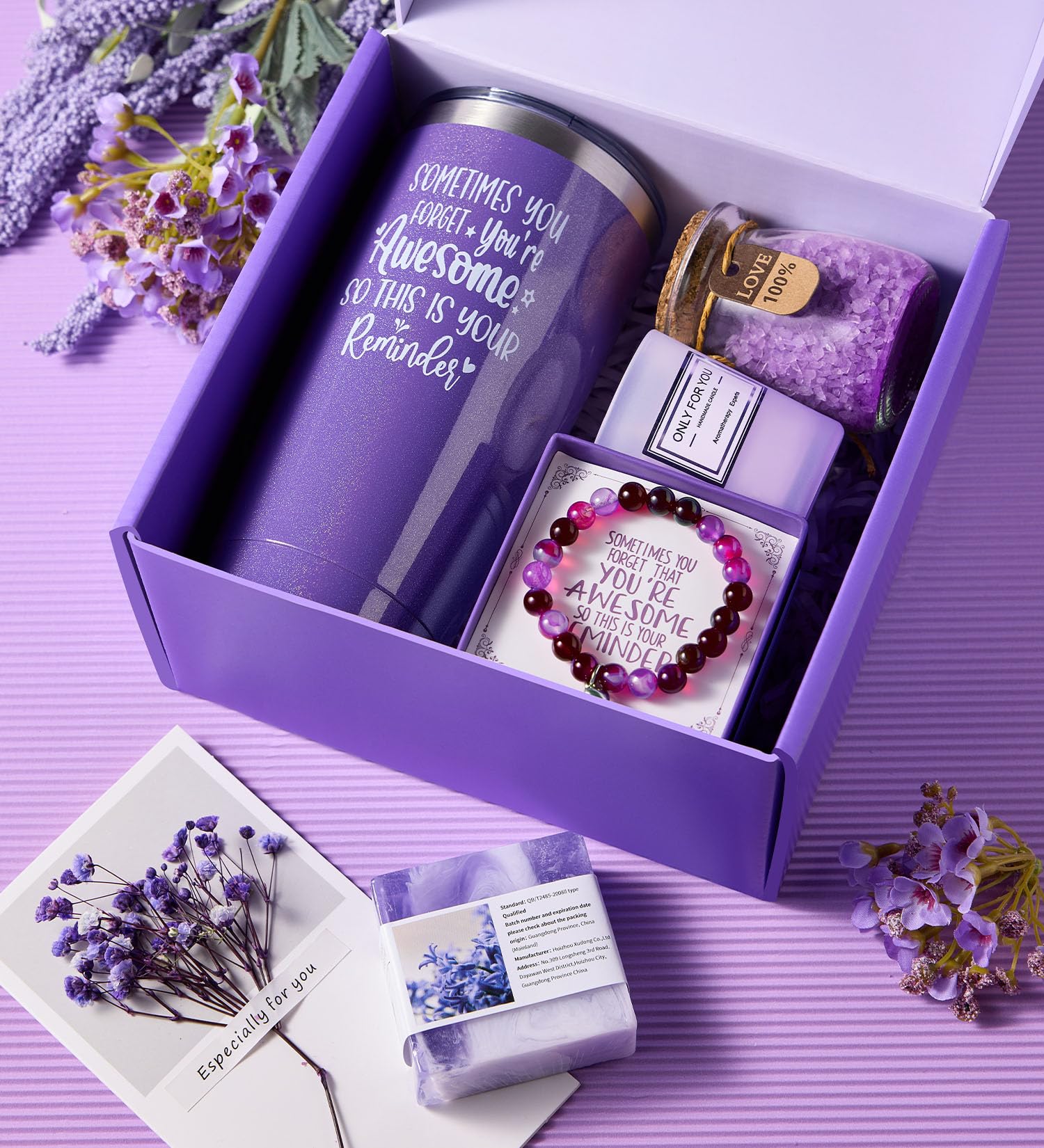 Presentación del conjunto de lavanda CITTA para regalo memorable.