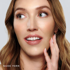 City Lips Nude York aplicación suave para look de día con hidratación.