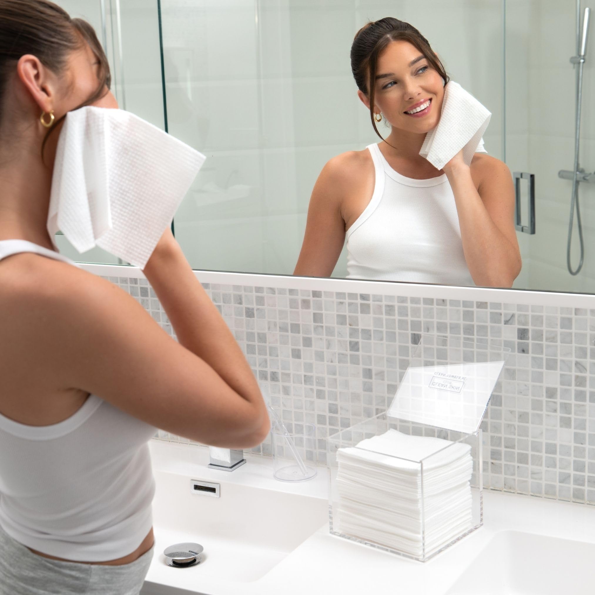 CLEAN SKIN CLUB fácil de limpiar para un mantenimiento rápido
