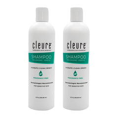 Cleure champú volumizante sin fragancia, botella visible, cabello con volumen.