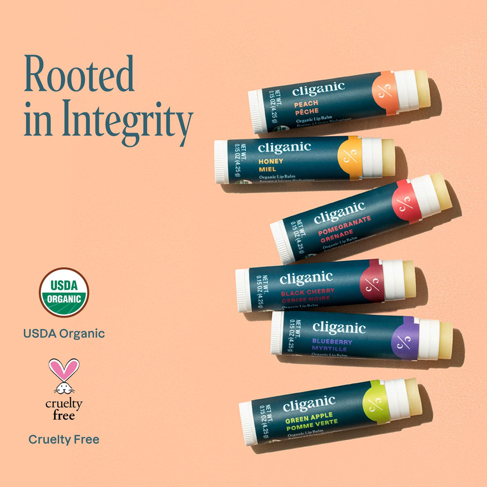 Cliganic sabor Arándano para labios protegidos y con aroma fresco.