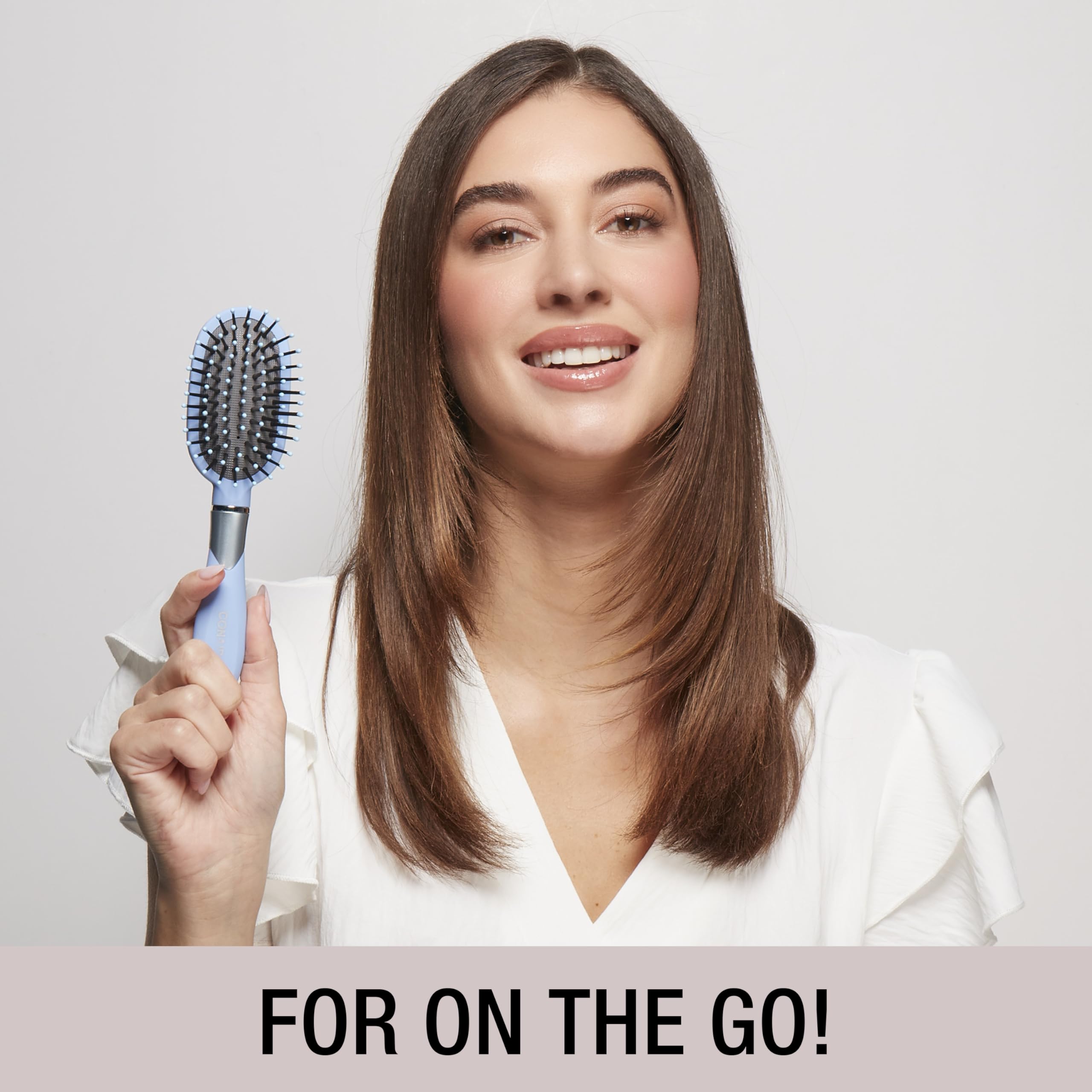 Conair Velvet Touch cepillo oval ideal para cabello rizado.