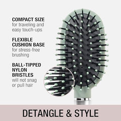 Conair Velvet Touch: mango suave para un agarre cómodo durante el peinado.
