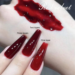 COSMOO Laca Uñas Cereza Rojo: aplicación precisa para tono uniforme.