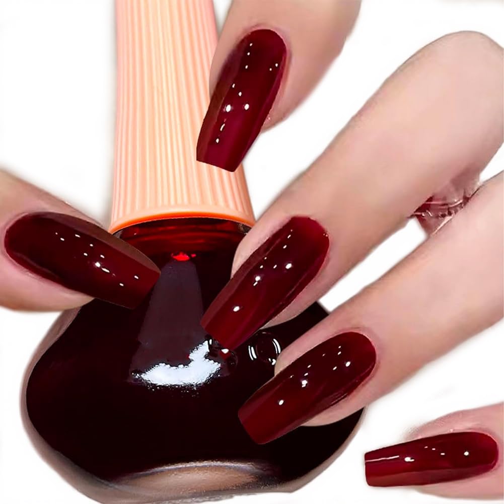 COSMOO Laca Uñas Cereza Rojo: botella con color intenso y acabado brillante.