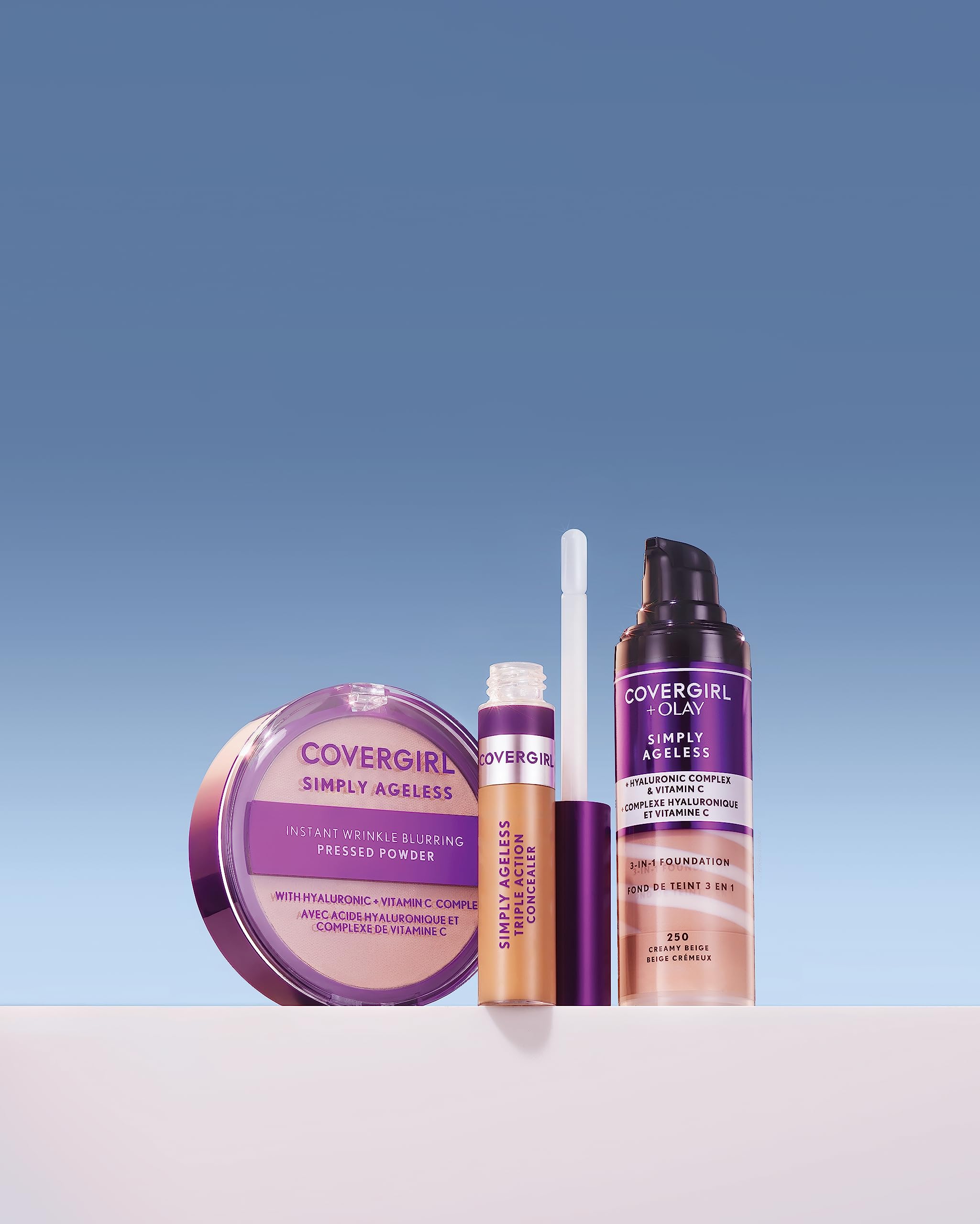 Retoques diarios con CoverGirl Simply Ageless para un look fresco.
