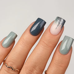 Curvlife uñas frances con diseño elegante para cualquier ocasión.