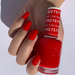 Daisy DND Chili Pepper esmalte en botella, acabado rojo duradero