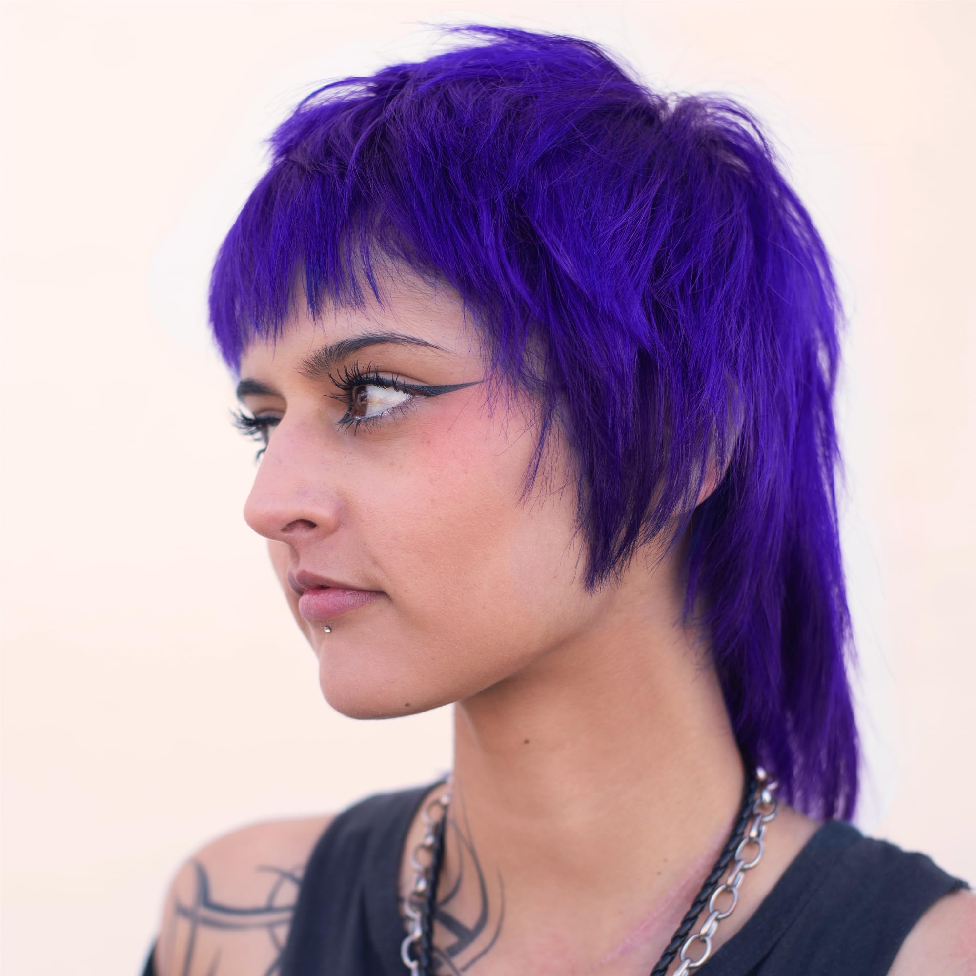 Danger Jones Libertine Violeta: nutricion capilar que deja cabello suave