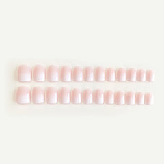 DANMANR: acrílico ABS resistente para uñas cortas con acabado francés limpio.