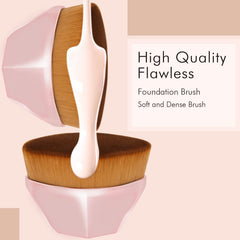Brocha Daubigny para corrector crema, mezcla suave y cobertura precisa.