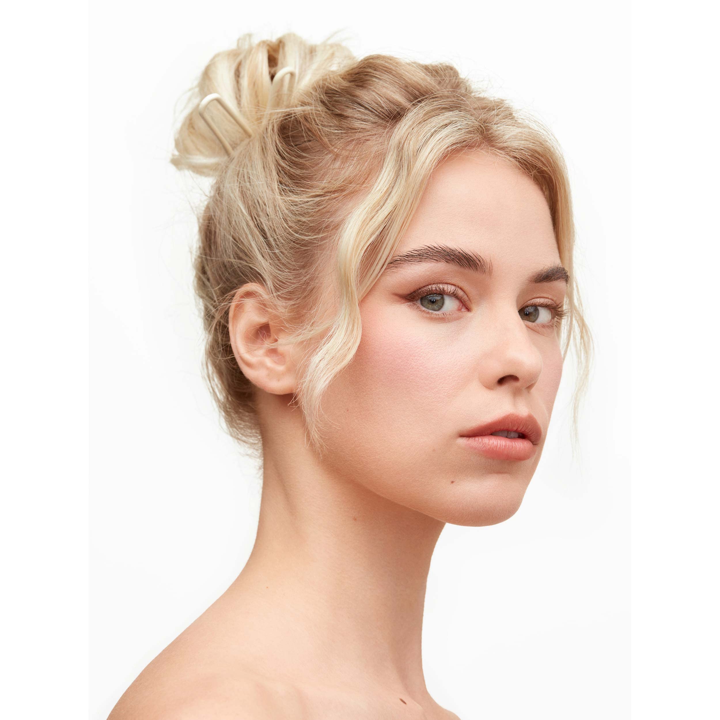 Moño pulido con pasador Day Rate Beauty en forma de U