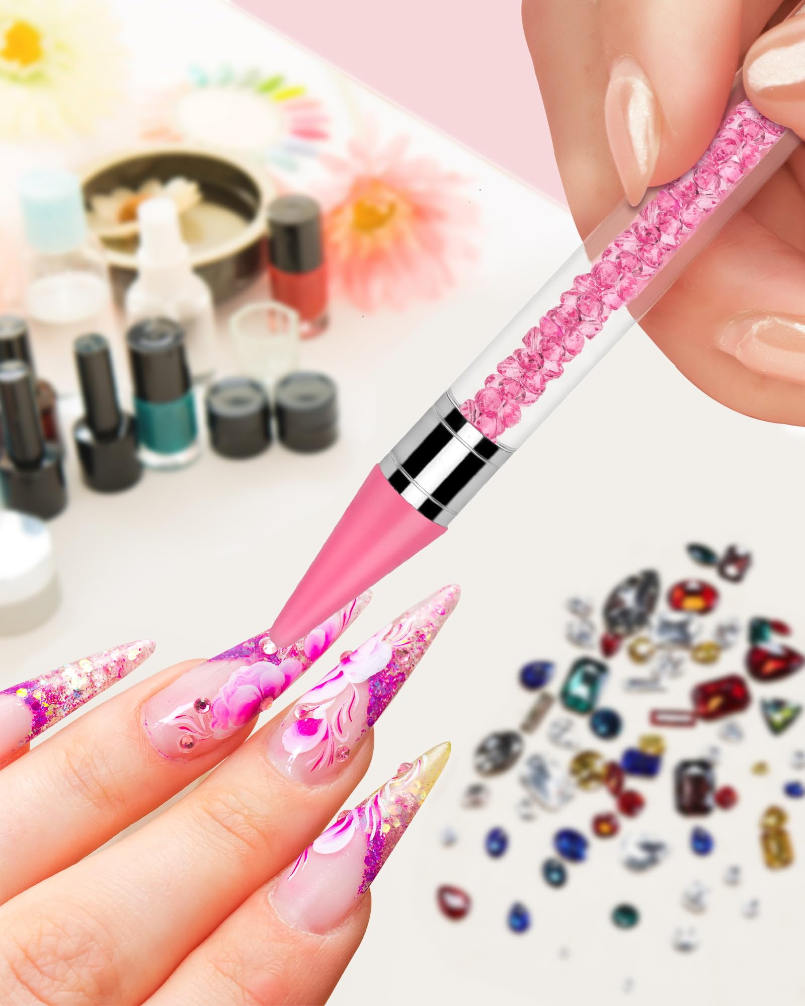 Pinzas Difenni para fijar rhinestones con precisión en artes manuales.