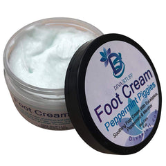 Diva Stuff aplicación crema-pies muestra uso suave