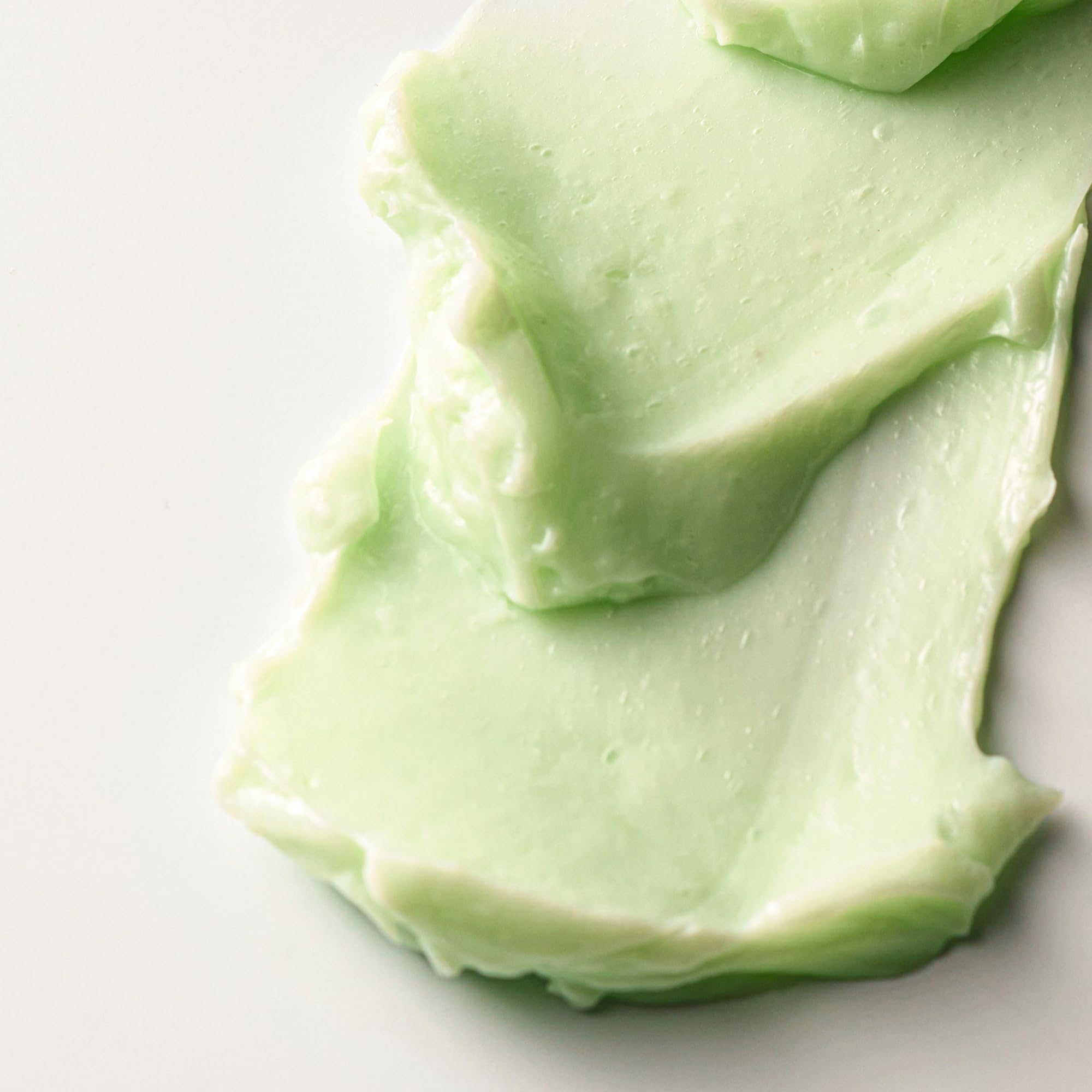 Divi mascarilla reparadora: deja el cabello suave y ligero al tacto.