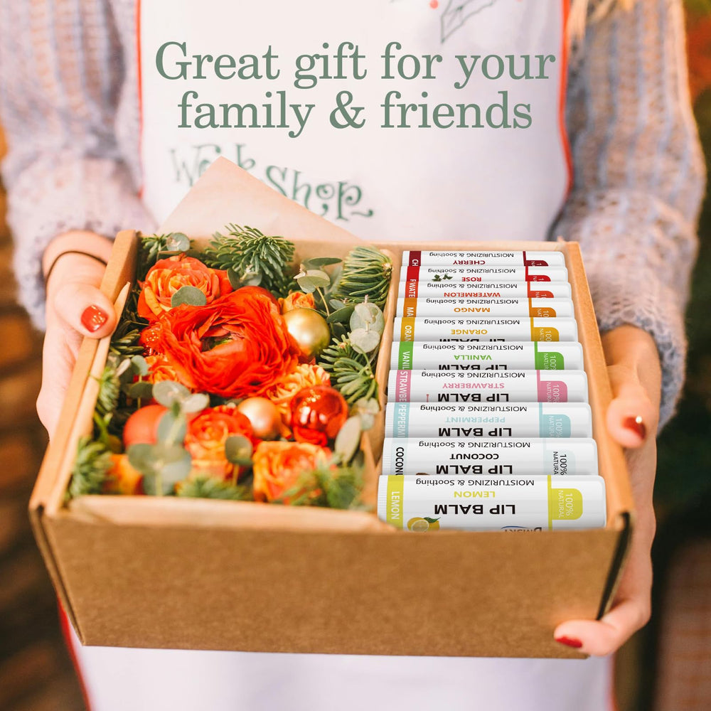Dmsky packaging highlights clean ingredients and travel-friendly tubes.