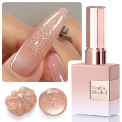 Efecto reflejo en el esmalte gel glitter Double Rhythm para uñas.