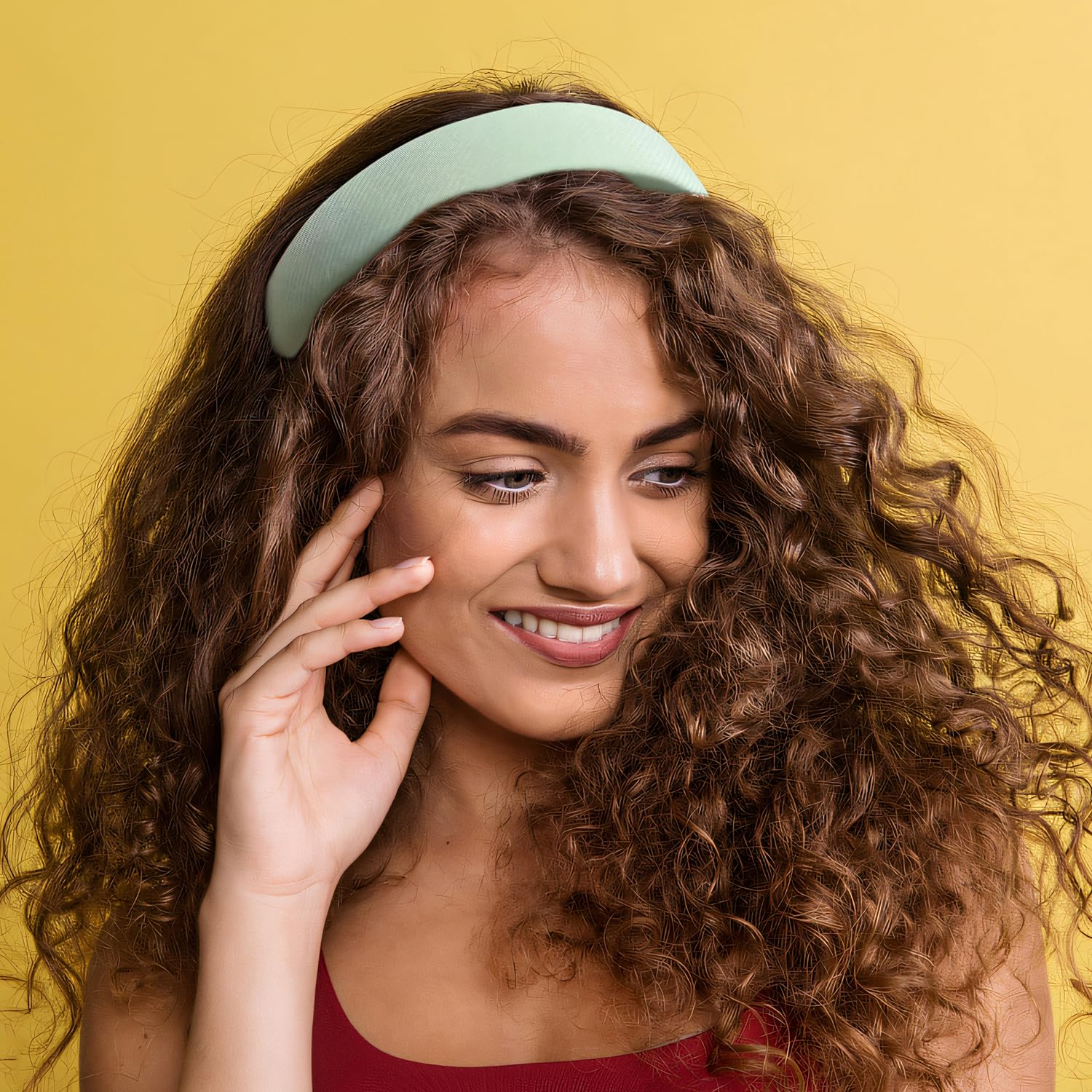 Diadema verde regalo ideal para amigas y familiares.