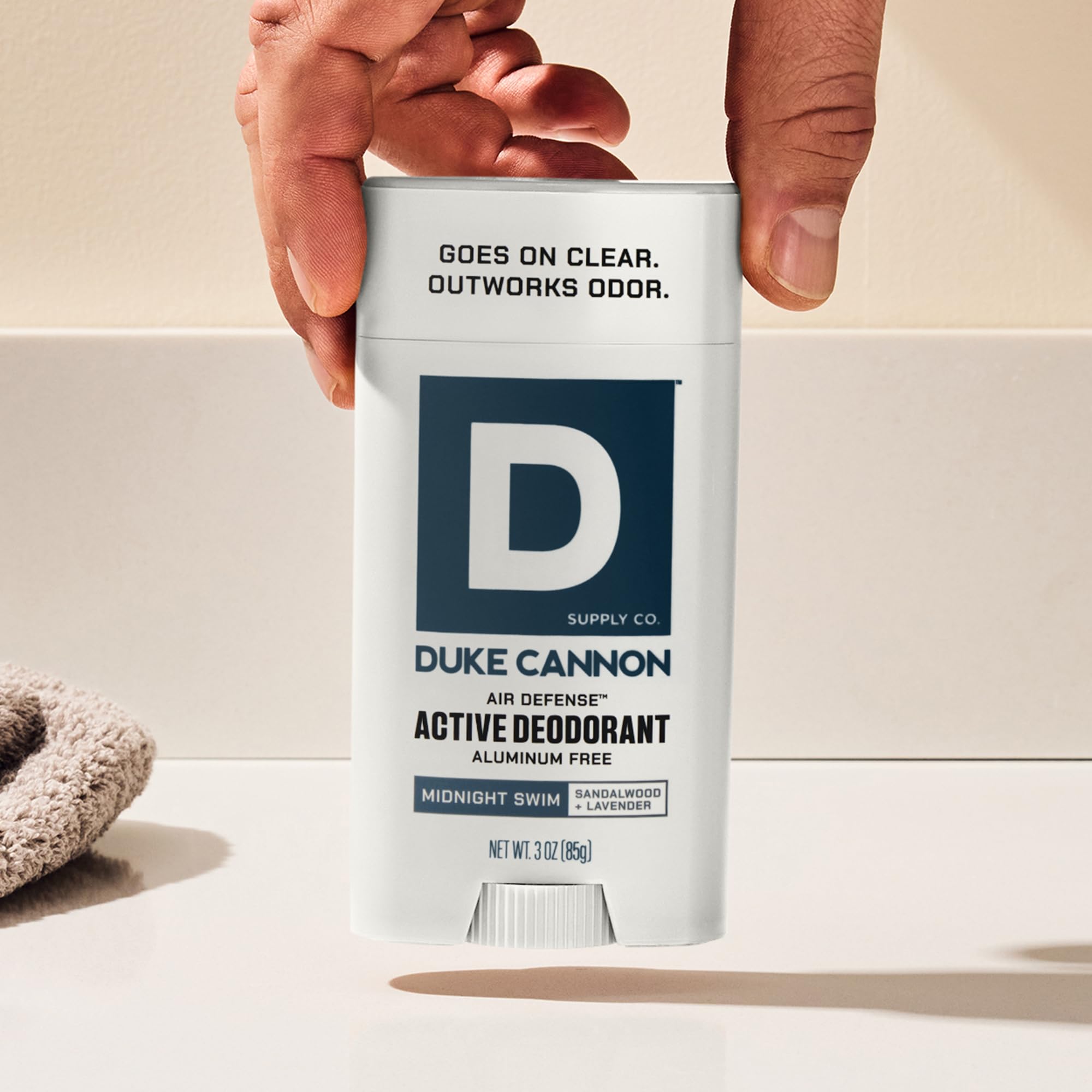 Duke Cannon Midnight Swim protección diaria: adecuado para días activos