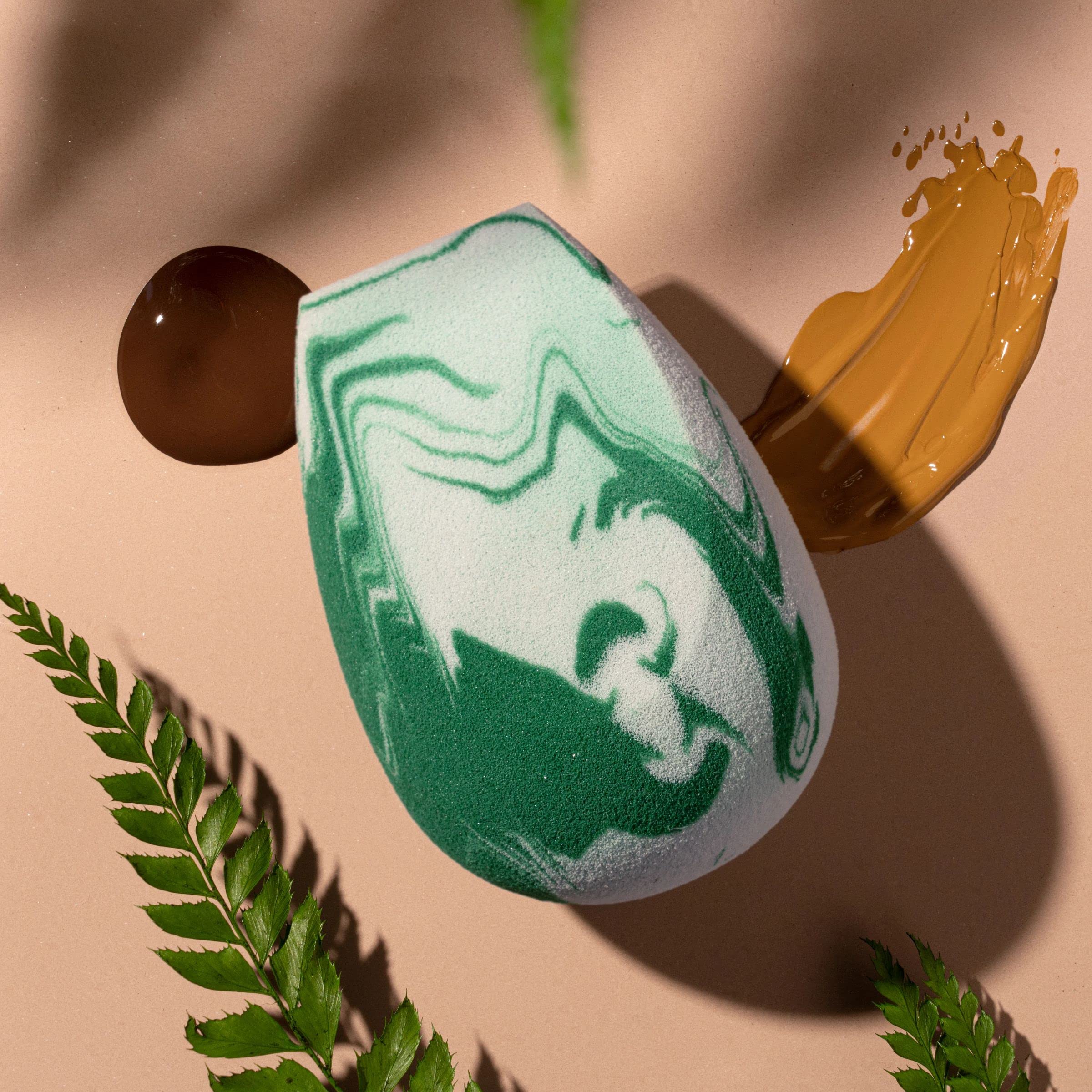 EcoTools Core Five: mango de bambú renovable para un agarre cómodo