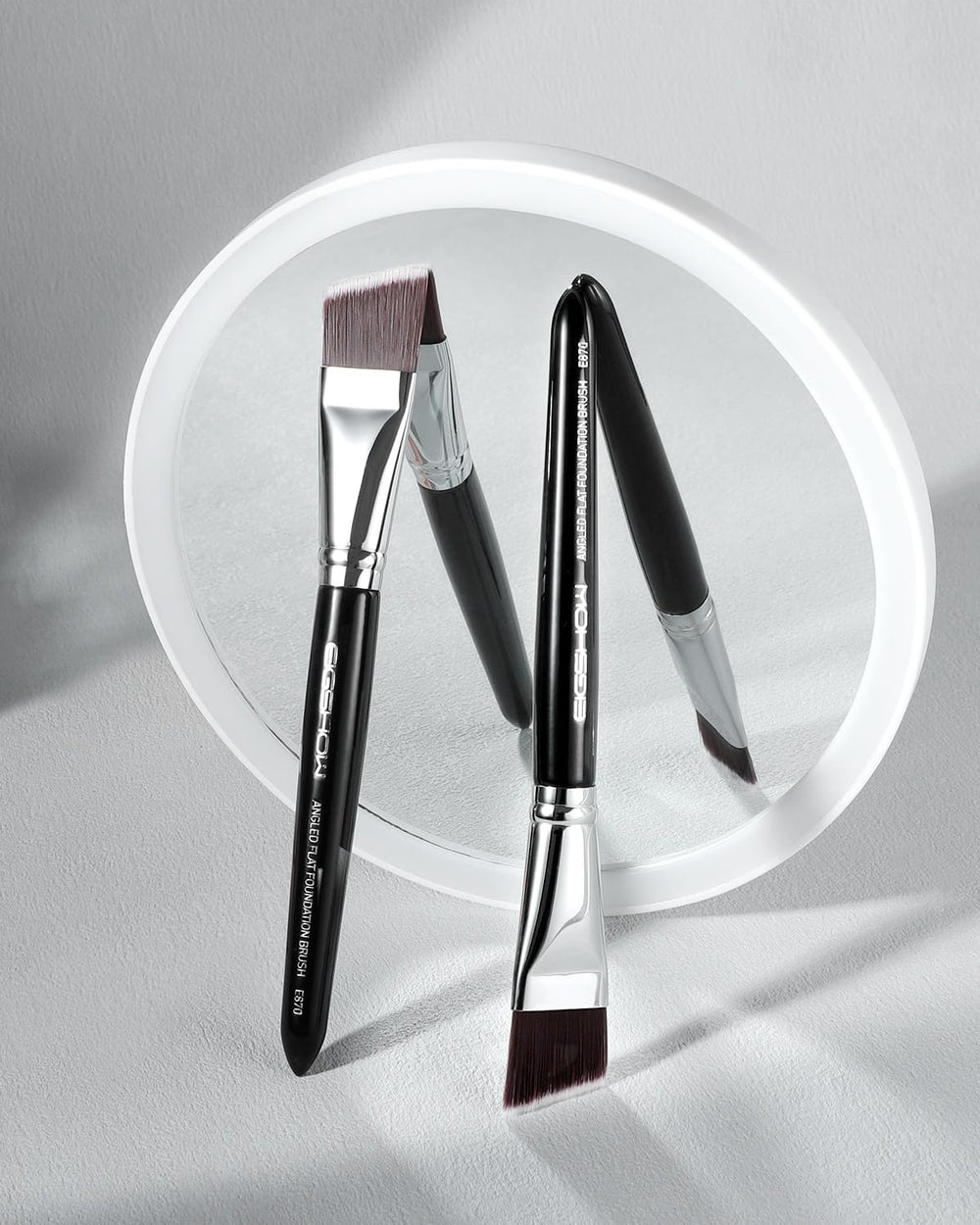 Acabado sin rayas con la brocha EIGSHOW angulada