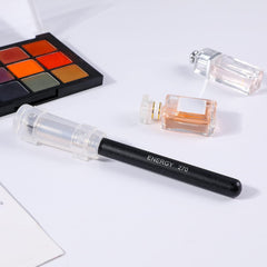 Pincel ENERGY 270 mini angulado para corrector, acabado suave.