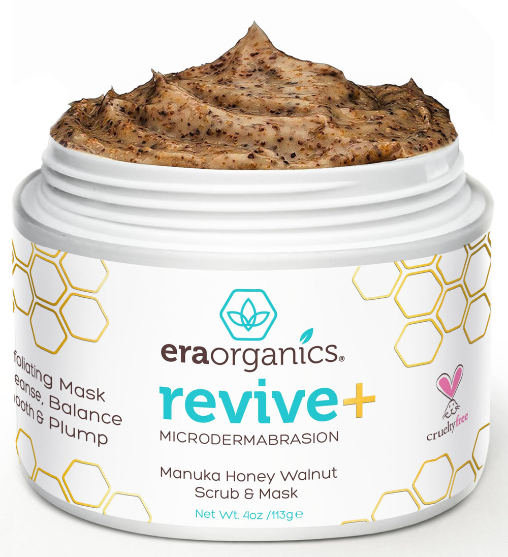 Era Organics exfoliante facial con miel de Manuka, tarro en primer plano.