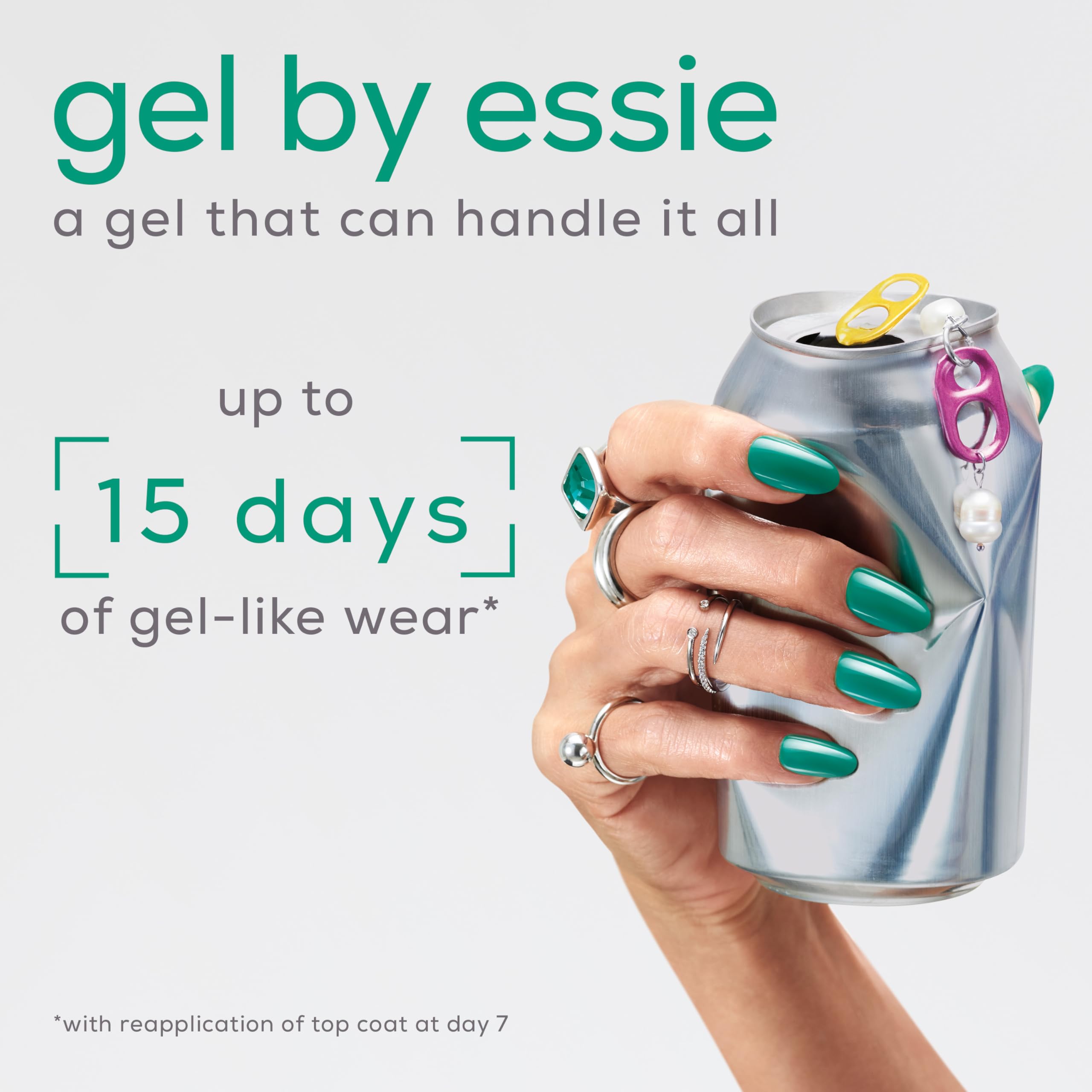 Essie Gel Couture pincel preciso para cobertura uniforme.