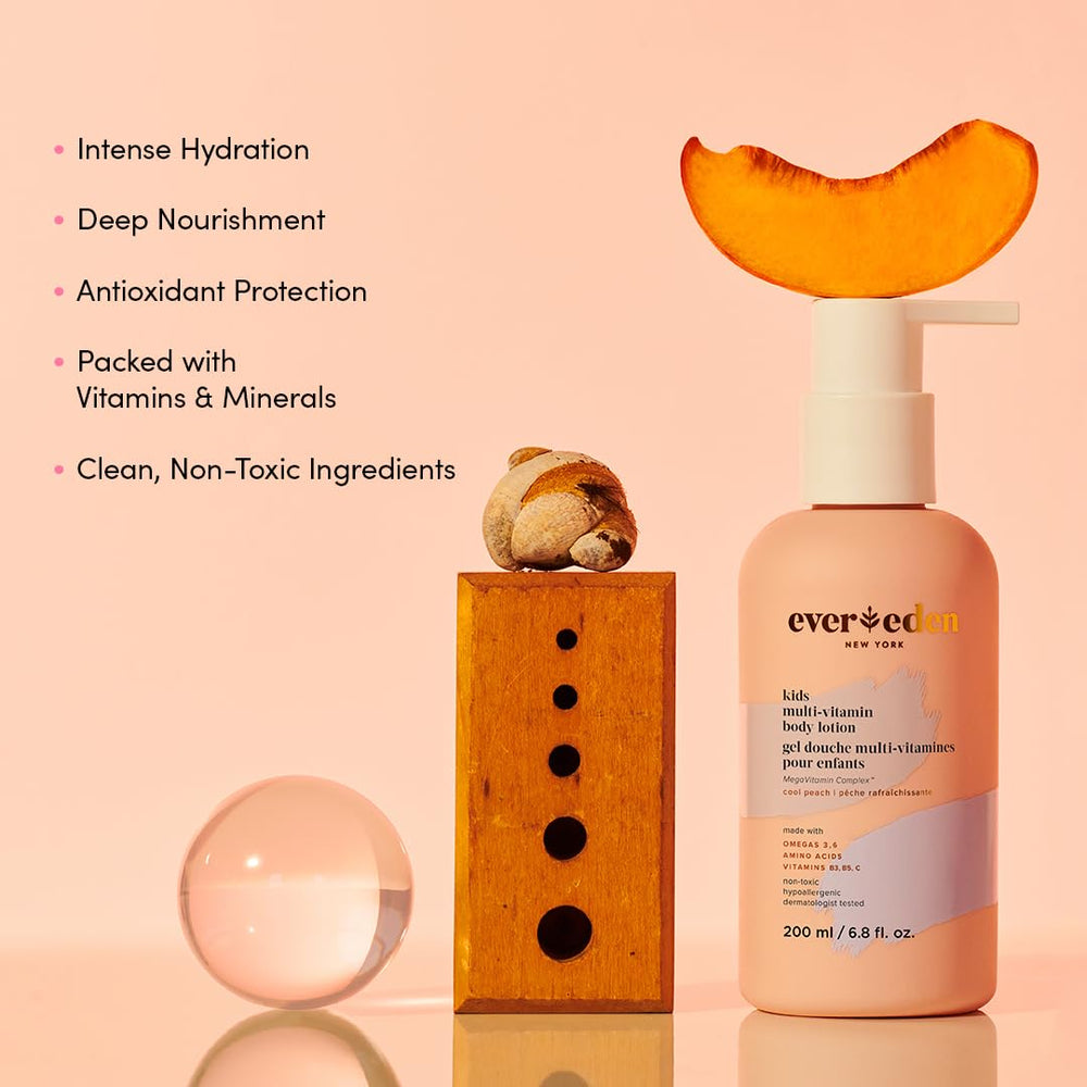 Evereden loción multi-vitaminas, textura cremosa para aplicación suave.