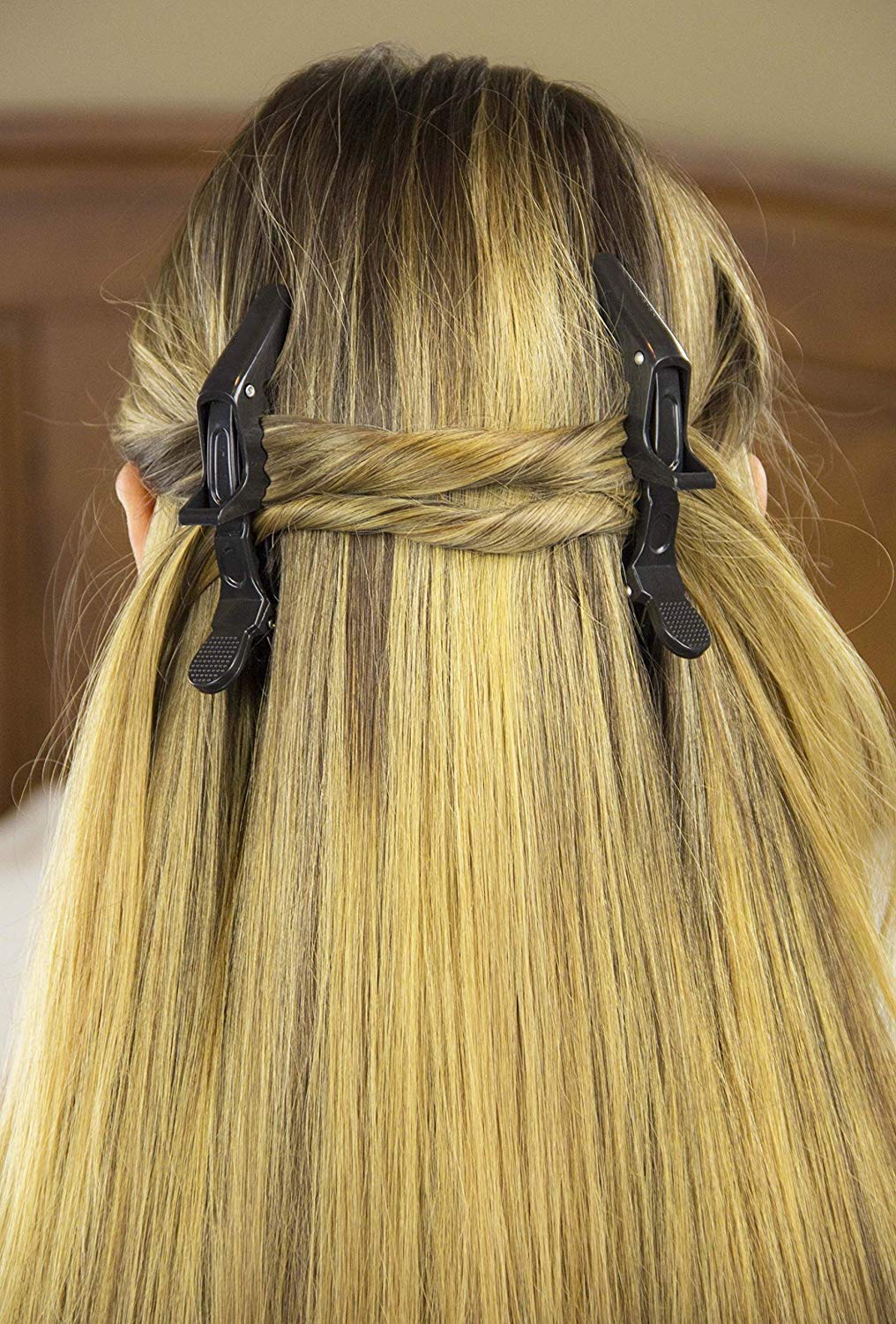 Pinzas F-BBKO profesionales para seccionar cabello durante color o corte.