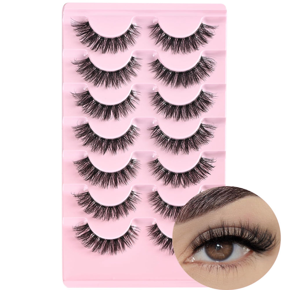 Pestañas FARRED ojo de gato naturales para un look suave y definido.