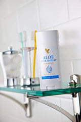 Forever Living Aloe Ever-Shield desodorante sin aluminio cuida la piel con fórmula suave.