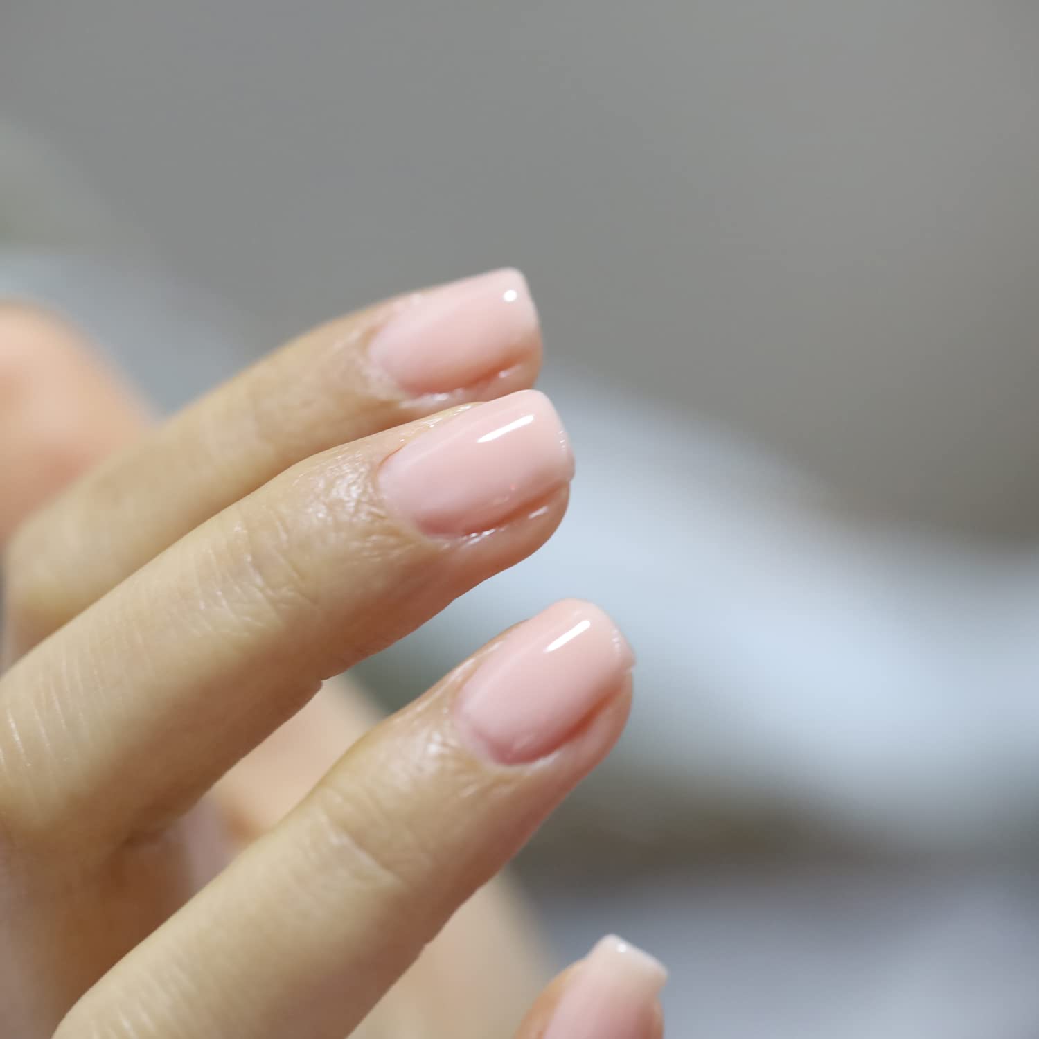Curado rápido en lámpara UV/LED con gel FZANEST.