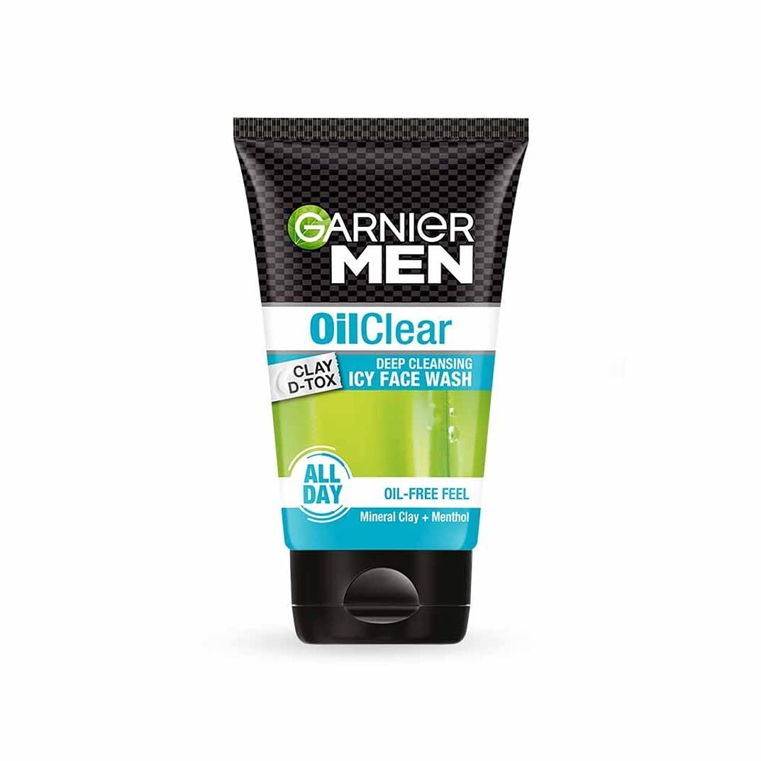 Garnier Men Oil Clear: botella del limpiador facial para piel grasa