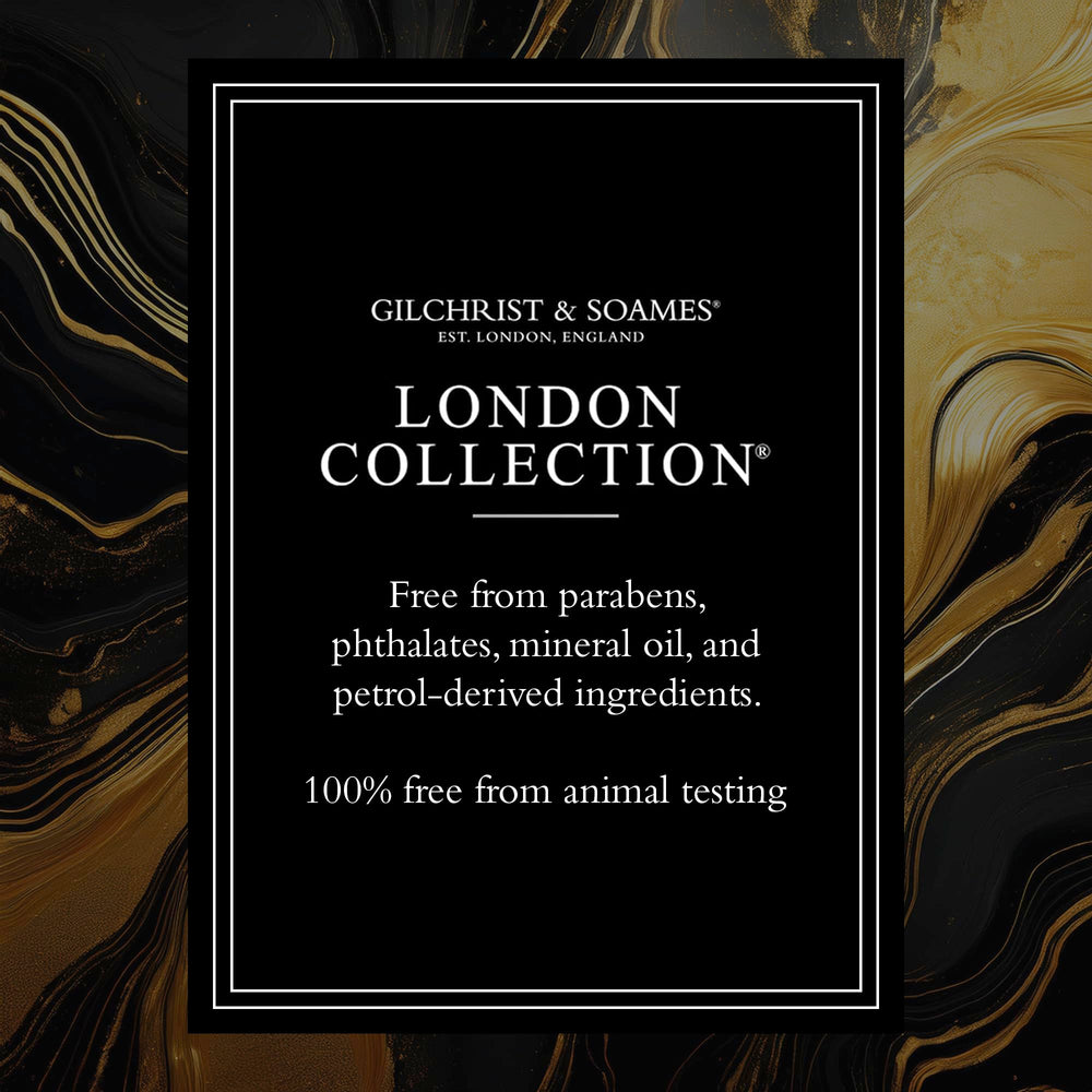 Ingredientes clave como té rojo y aceite de semilla de uva en Gilchrist & Soames London Collection Shampoo.