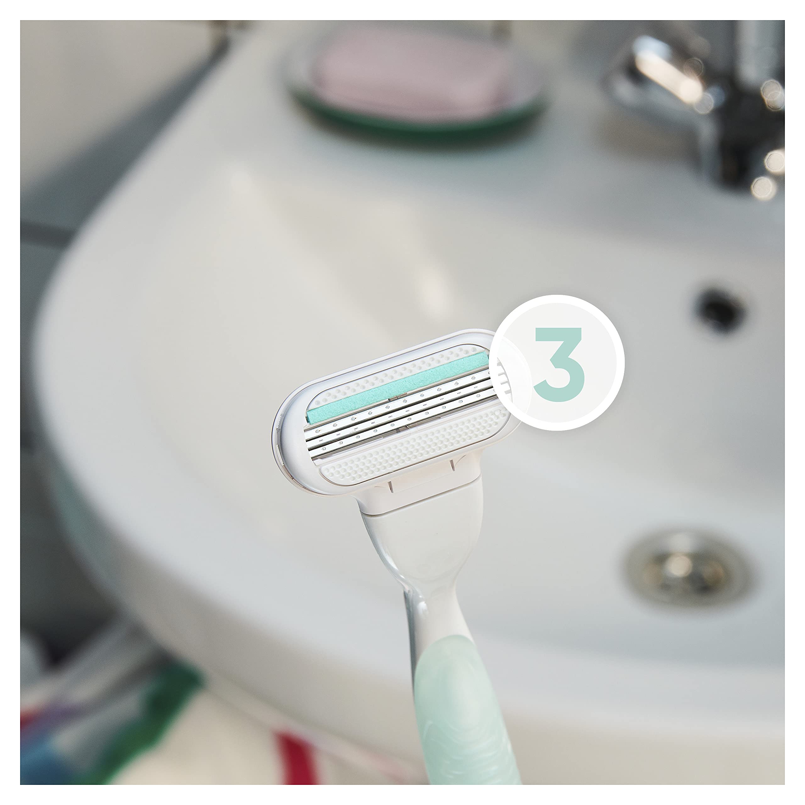 Uso diario con Gillette Venus Smooth Sensitive para afeitado suave.
