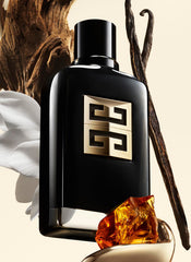 Givenchy Gentleman Society Ambree: frasco lateral, acabado refinado para exhibir en tocador.